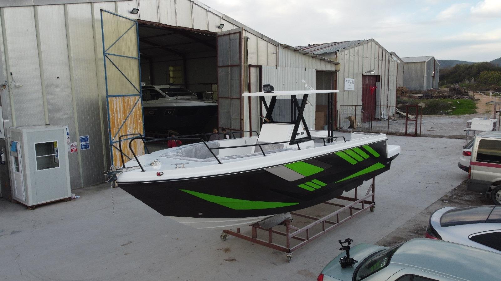 Grande Mare 9 Metre Center Konsol Gulet TV’de